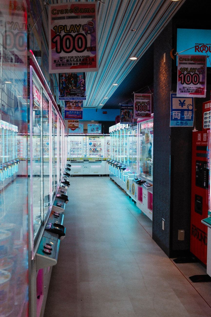 Retro café spin game in Casoola